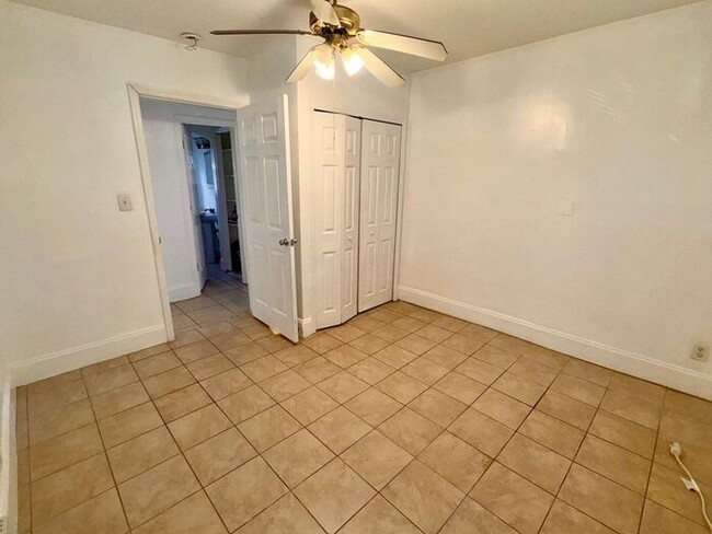 Building Photo - 2330 S Ferncreek Ave