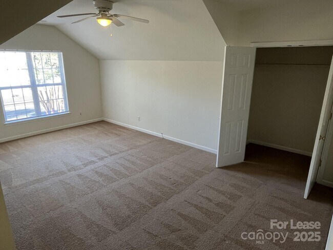 Building Photo - 6304 Falls Lake Dr