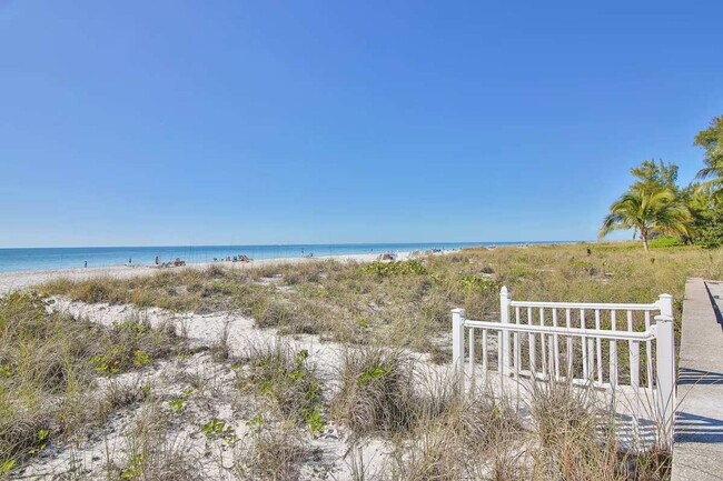 Building Photo - 7310 Gulf Dr