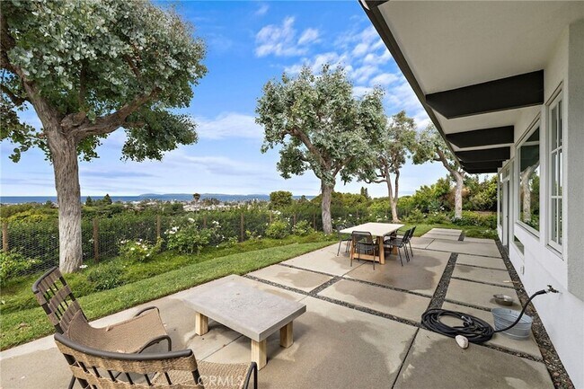 Building Photo - 3007 Harbor View Dr