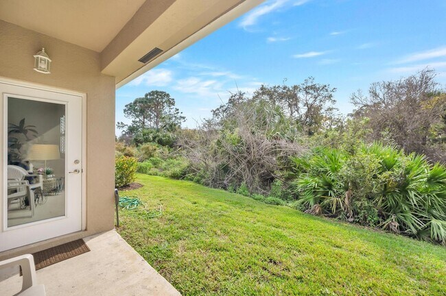 Building Photo - 899 NE Trailside Run