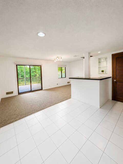 Building Photo - 240 W Eagle Lake Dr
