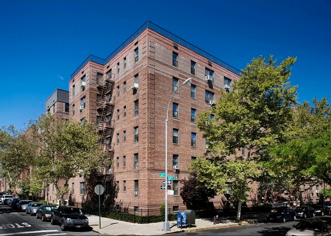 Building Photo - 63-60 98th St