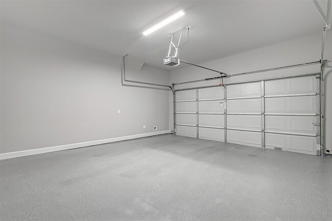 Building Photo - 5105 Pine Reach Dr