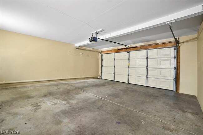 Building Photo - 2748 Lodestone Dr