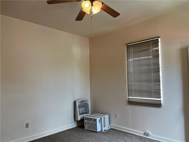 Building Photo - 2934 Dryades St