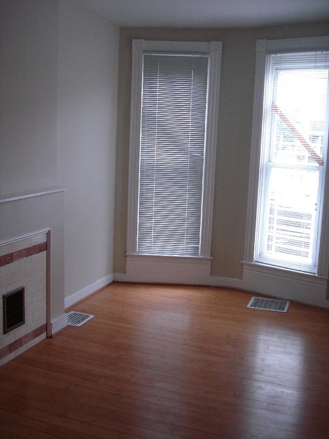 Building Photo - 223 N Luzerne Ave