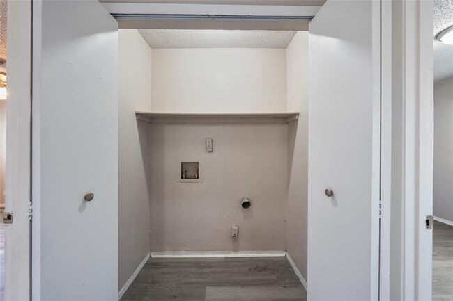 Building Photo - 1111 W Rundberg Ln