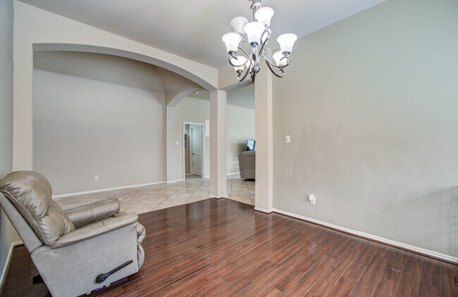 Building Photo - 13312 Highland Lake Ln