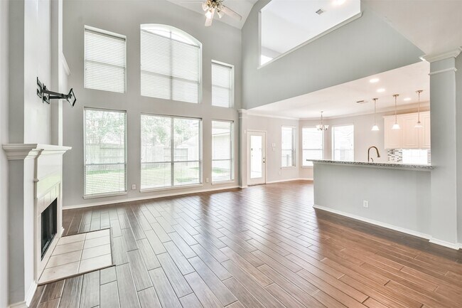 Building Photo - 18802 Half Volley Cir