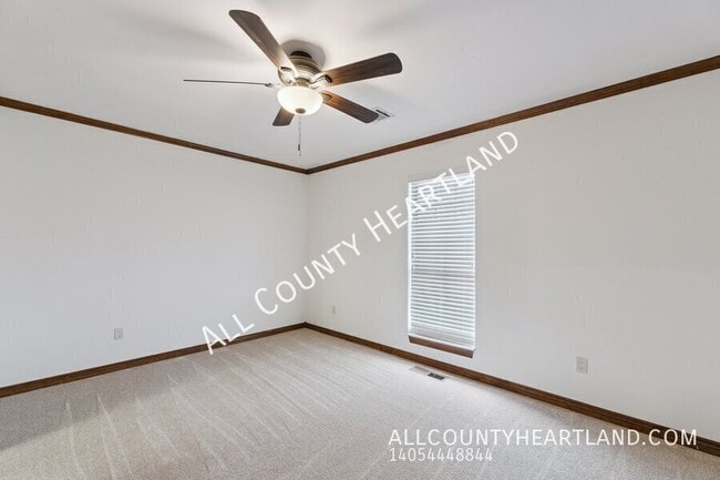 Building Photo - 11100 W Country Dr