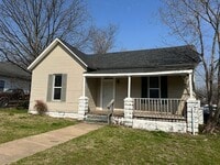Building Photo - $1,100.00 MOVE-IN-SPECIAL