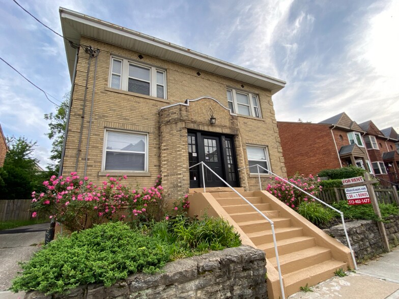 Building Photo - 925 Nassau St