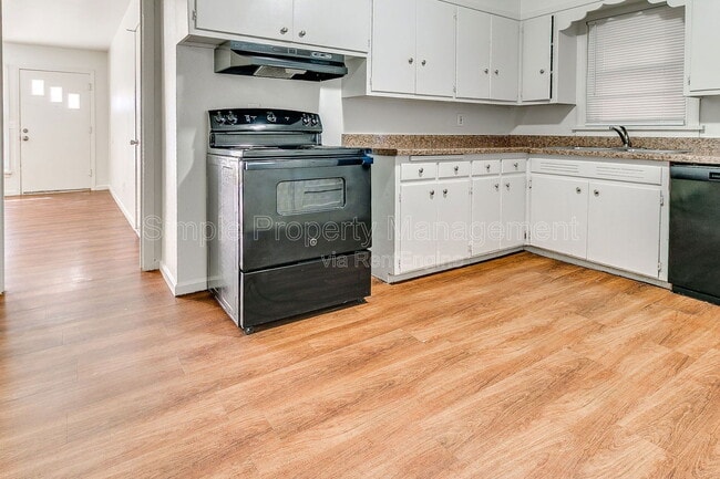 Building Photo - 1307 NW 81st St