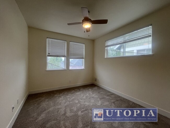 Building Photo - 105 Jacobs Ln