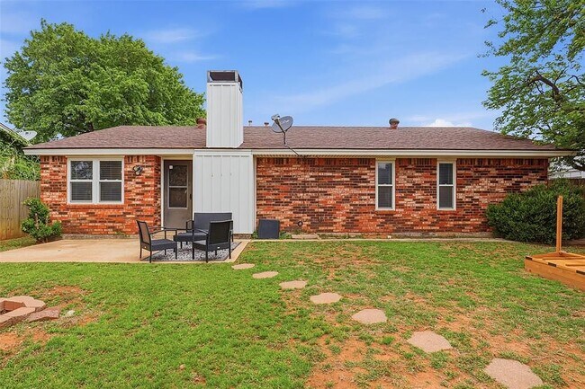 Building Photo - 10316 Glascow Dr