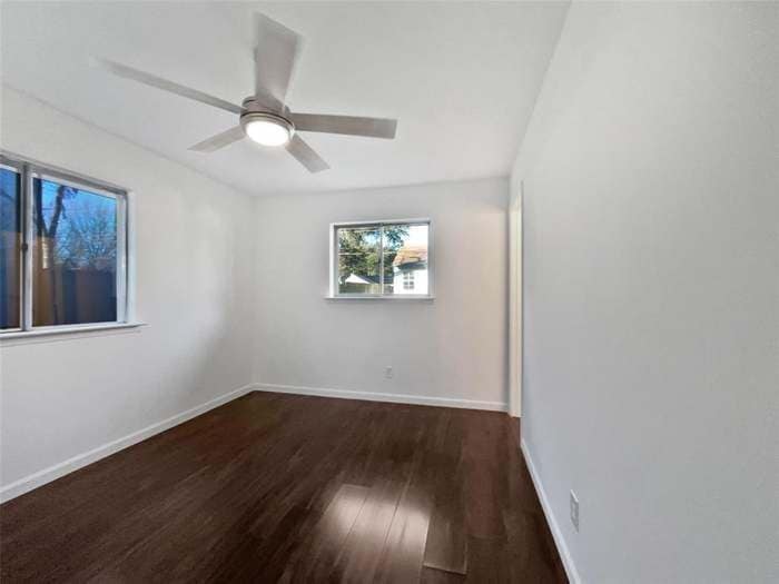 Building Photo - 2422 Kingston St