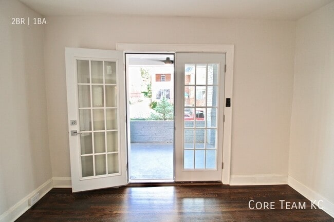 Building Photo - 4314 Mercier St