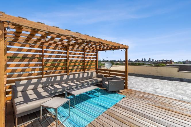 Rooftop Pergola (different furniture available - 2158 N Damen Ave