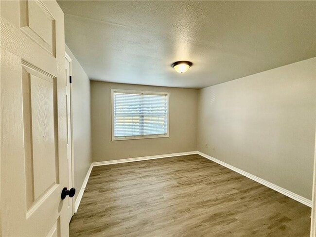 Building Photo - 2531 Tina's Crossing