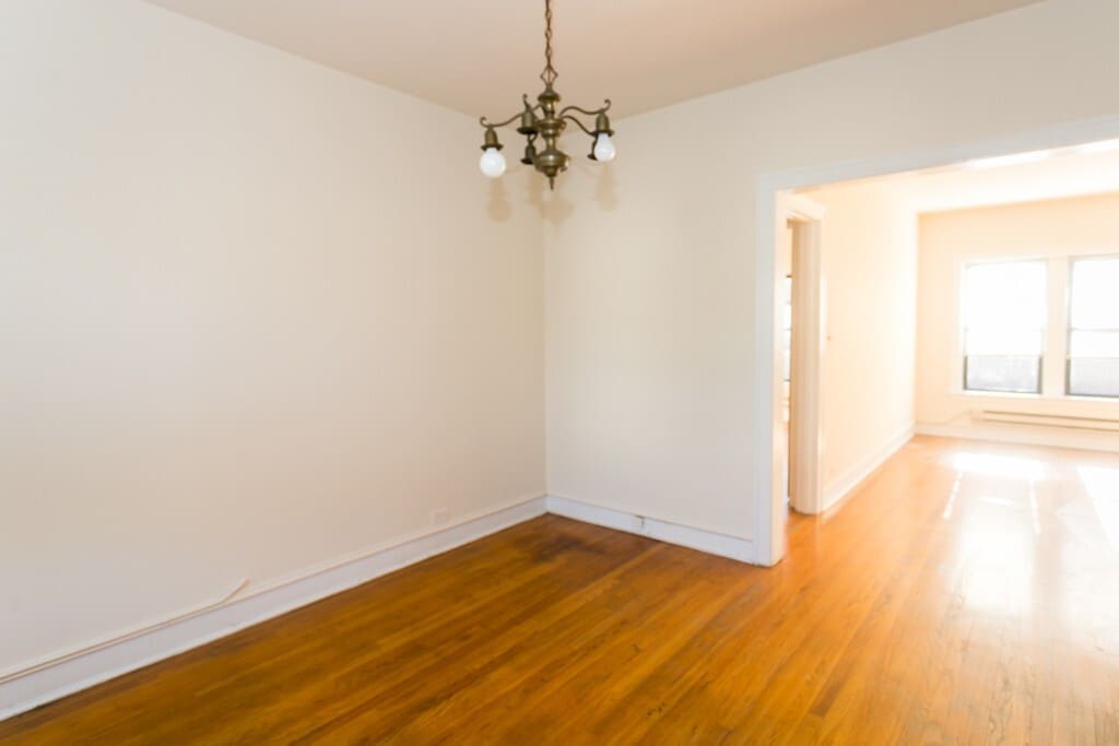 Building Photo - 1312 Oak Ave