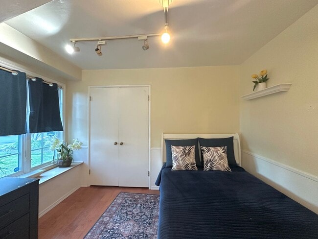 Building Photo - Beautiful 4 Bed / 3 Bath Home in Garden Grove For Rent