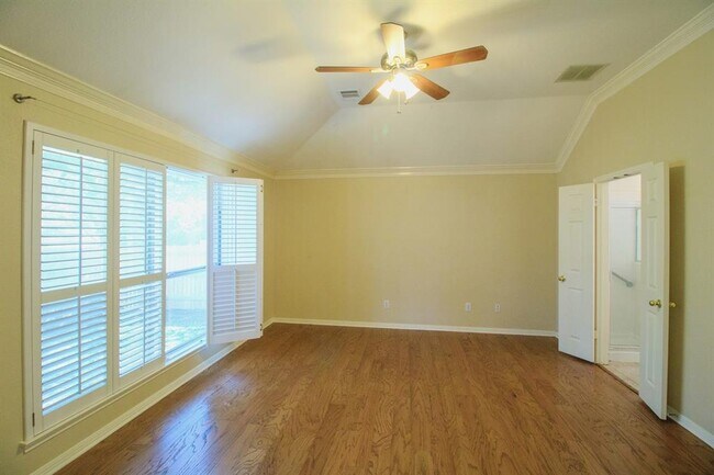 Building Photo - 1619 Pagedale Dr