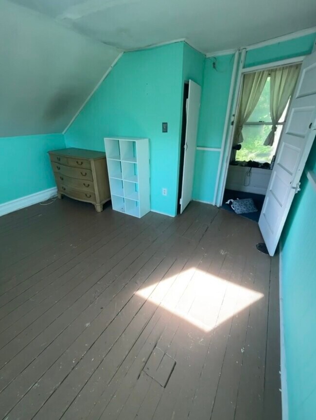 Building Photo - 6341 New St