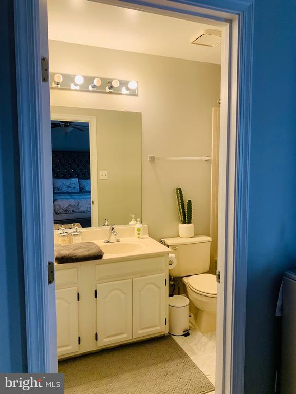 Building Photo - 14162 Compton Valley Way