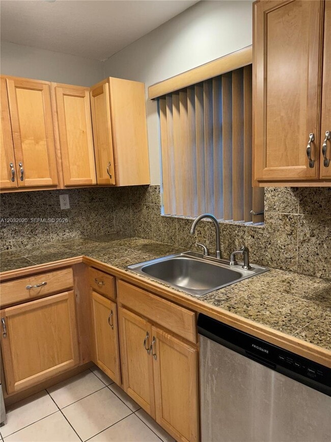 Building Photo - 7956 Camino Cir