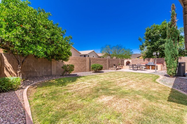 Building Photo - Spacious 3 Bed, 2 Bath Home in Boulder Creek