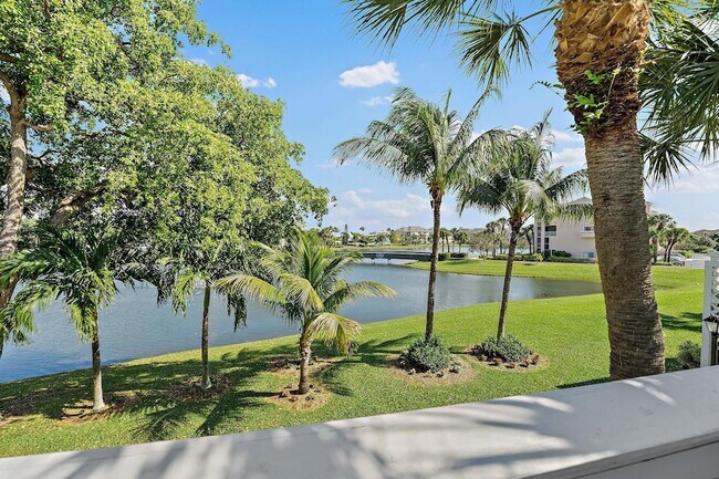 Building Photo - 353 S US Hwy 1