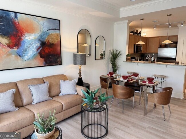 Building Photo - 1740 Century Cir NE