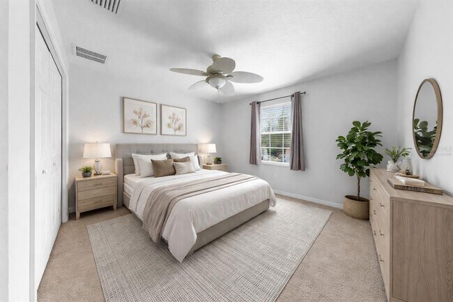 Building Photo - 17423 New Cross Cir