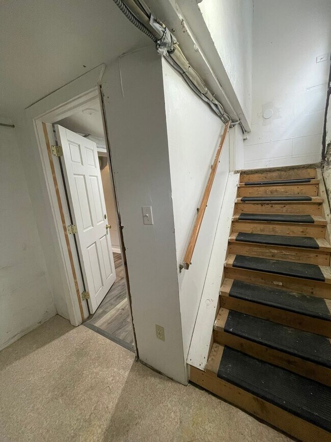 Building Photo - 952 Greenwood Ave