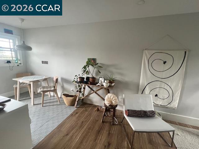 Building Photo - 1325 Hopkins St