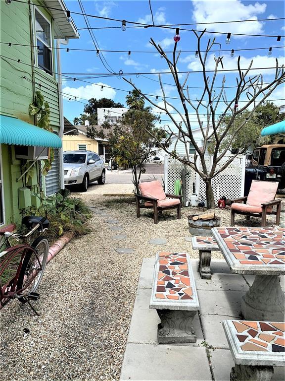 Building Photo - 61 81st Ave