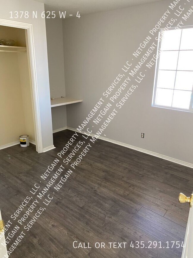 Building Photo - 1378 N 625 W