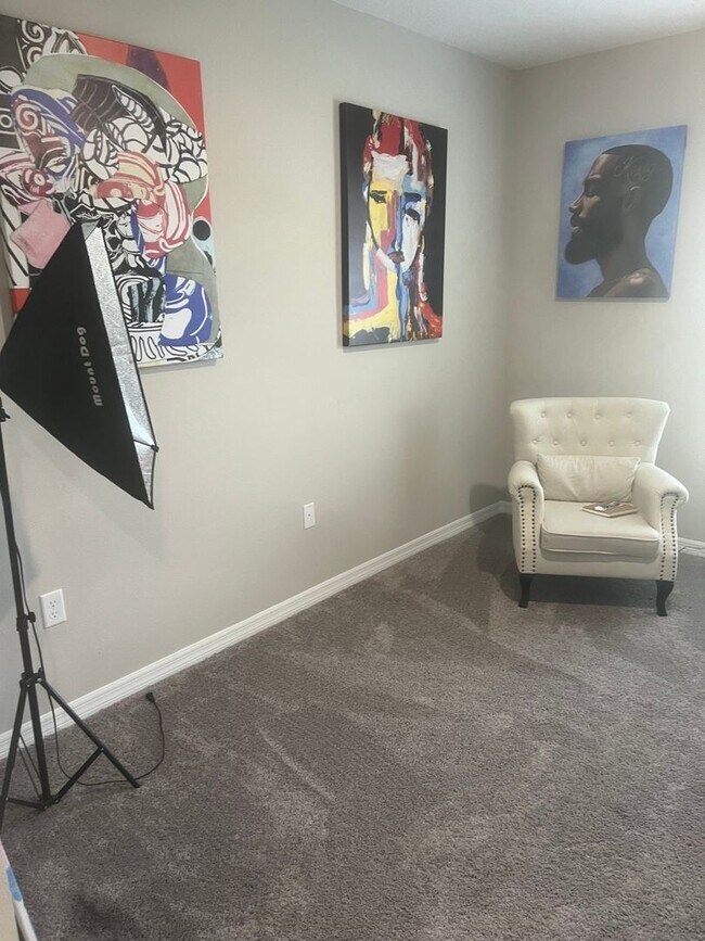 Building Photo - Spacious 5BR House in Winter Haven