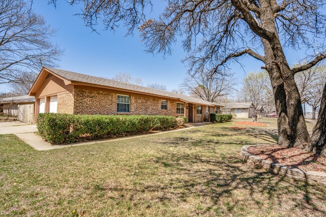 Building Photo - Spacious 3BD Home in Prime Mansfield ISD L...