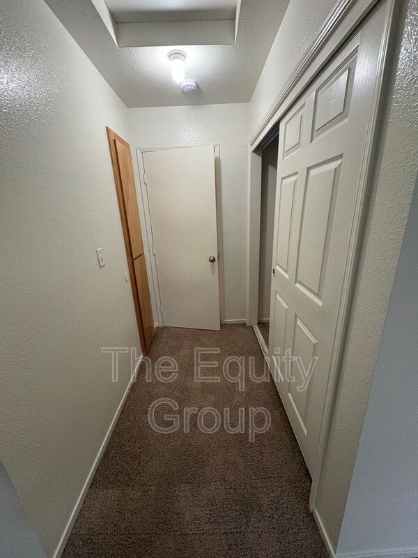 Building Photo - 2806 W Mission Ct