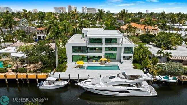 Building Photo - 401 Lido Dr