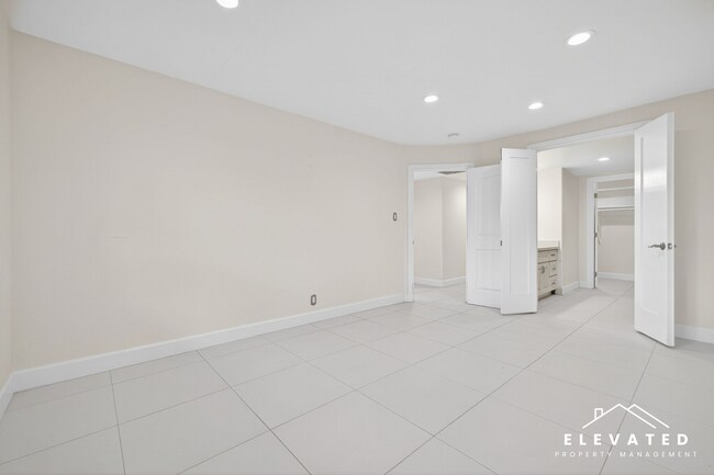 Building Photo - 458 Las Casitas Ct