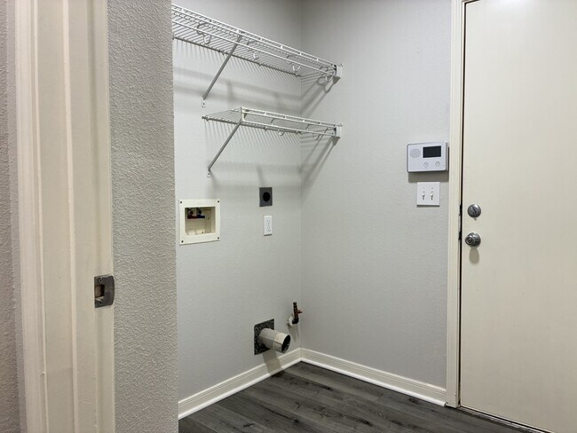 Building Photo - 10331 Marble Crest Dr