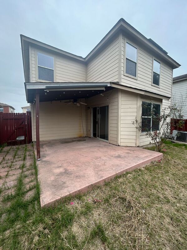 Building Photo - 1423 Range Finder