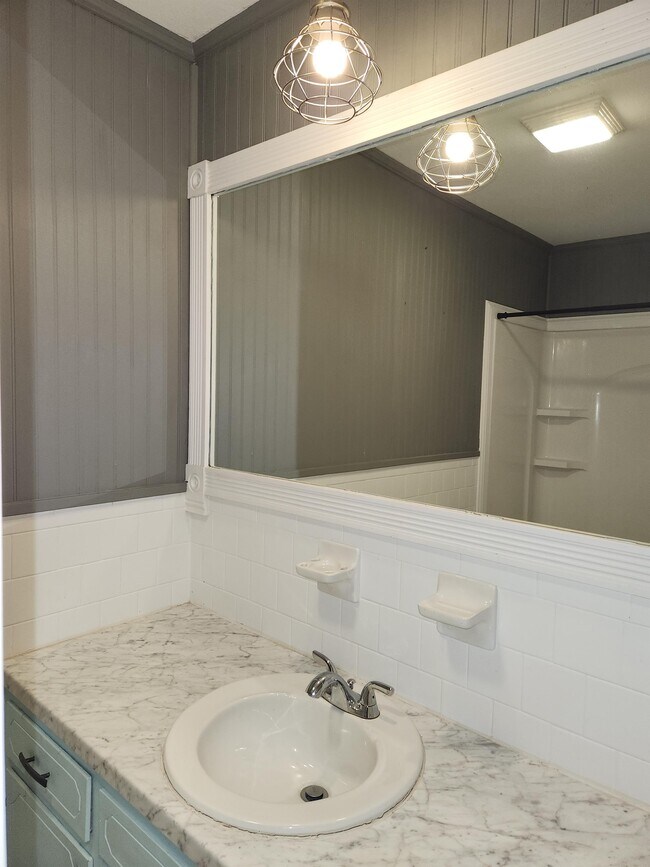 Building Photo - 5505 Mark St