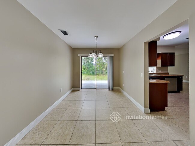 Building Photo - 11351 NW 35th St