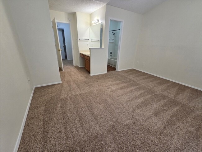 Building Photo - 10500 Lake June Rd