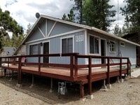 Building Photo - Large 2 Bedroom!