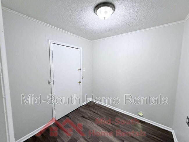 Building Photo - 3431 Rebeh Rd